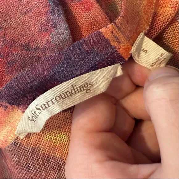 Soft Surroundings Plein De Couleurs Abstract Watercolor Print Knit Top Size S - Picture 5 of 7